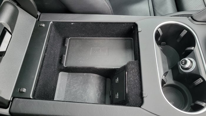 
								Porsh Cayenne E-Hybride Coupé Platinium Edition full									