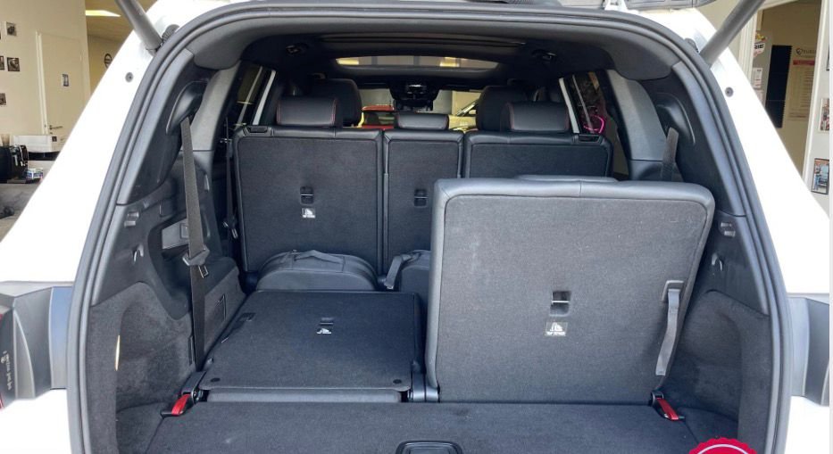 
								MERCEDES EQB 250+ AMG LINE full									